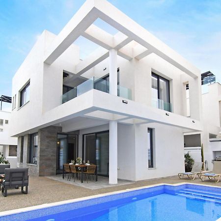 Villa Queen Isabella Protaras Exteriör bild
