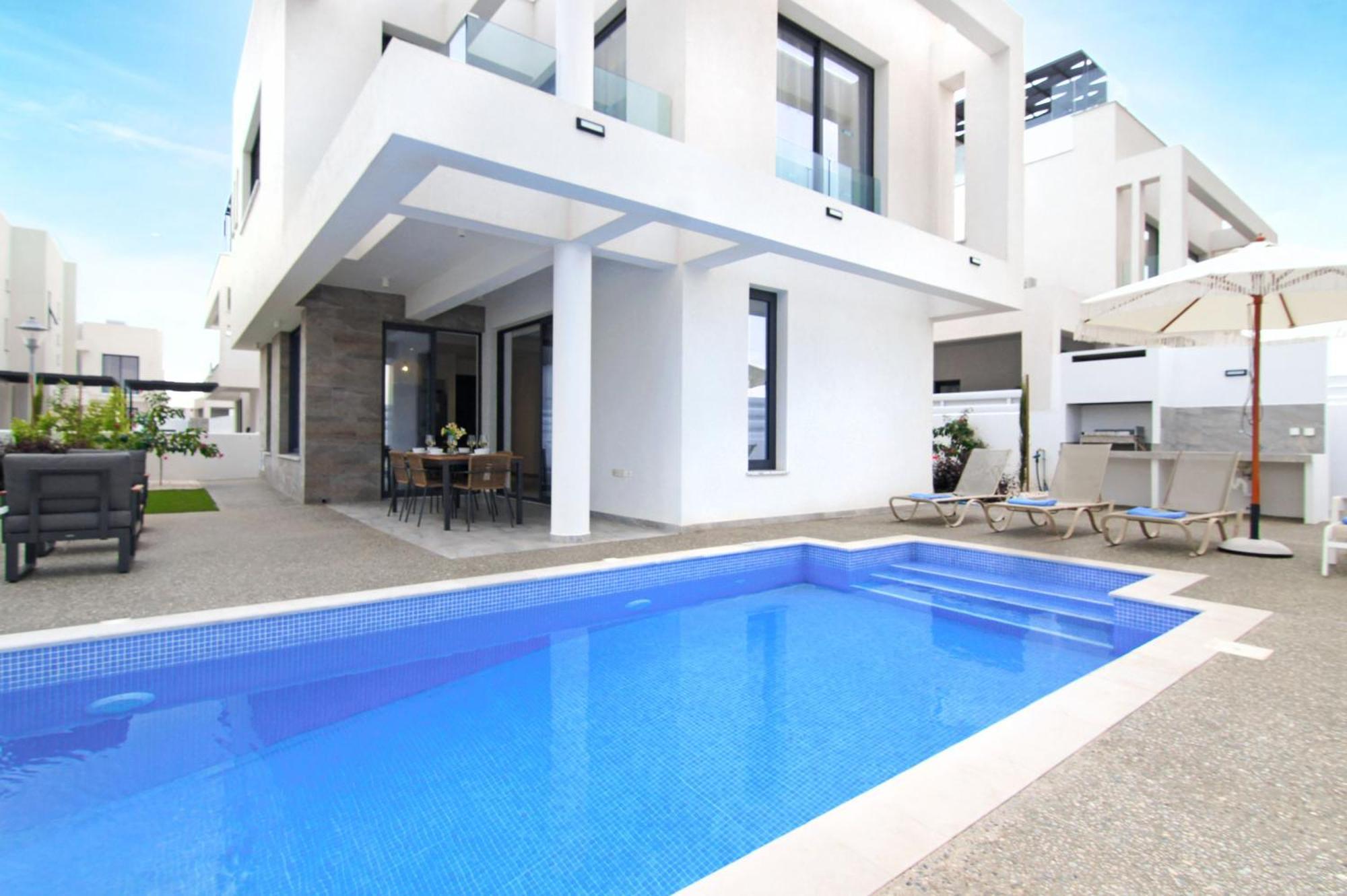 Villa Queen Isabella Protaras Exteriör bild