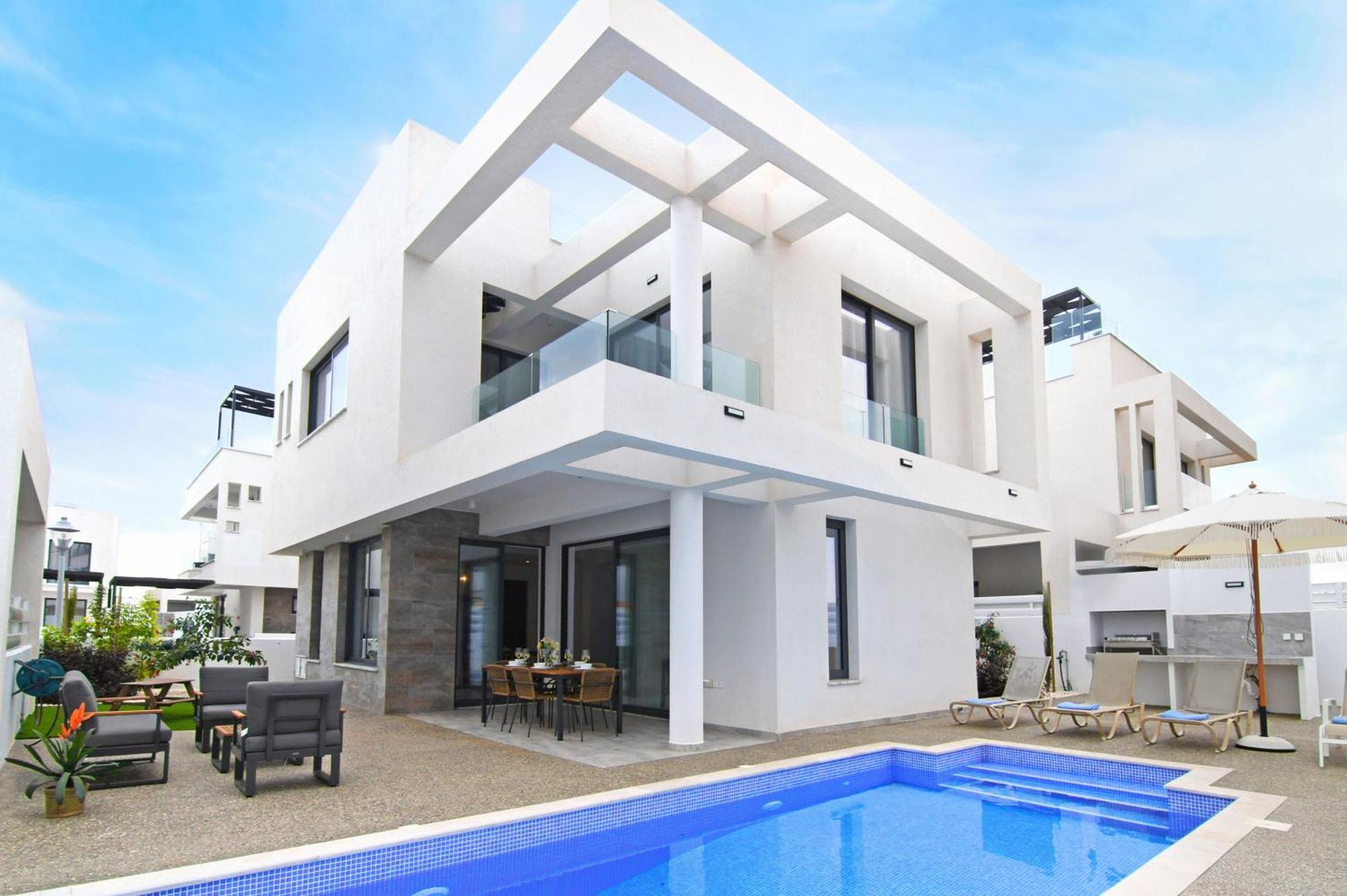 Villa Queen Isabella Protaras Exteriör bild