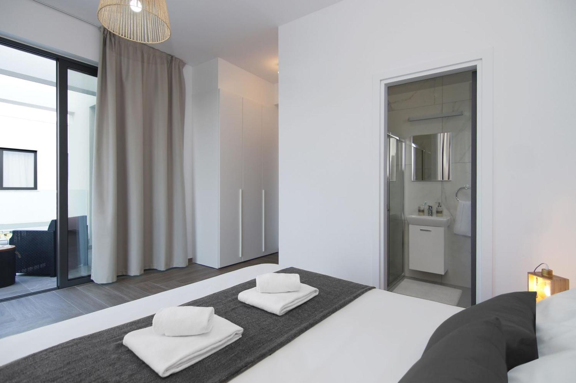 Villa Queen Isabella Protaras Exteriör bild